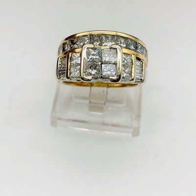 14k Yellow Gold Diamond  Wedding Ring  Set