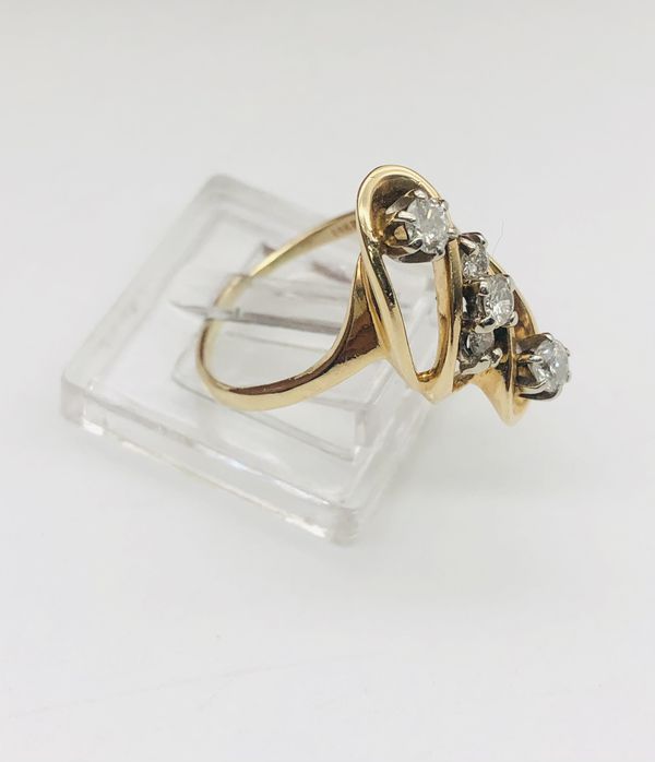 14K Yellow Gold Diamond Fashion Ring