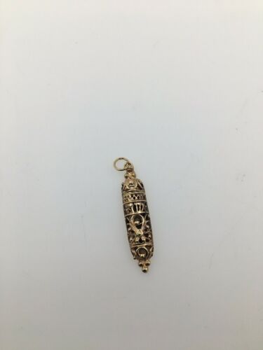 14K YG MEZUZAH PENDANT