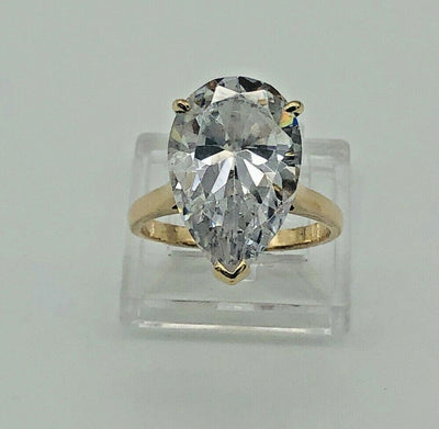 14k Yellow Gold Cz Pear shape Ring