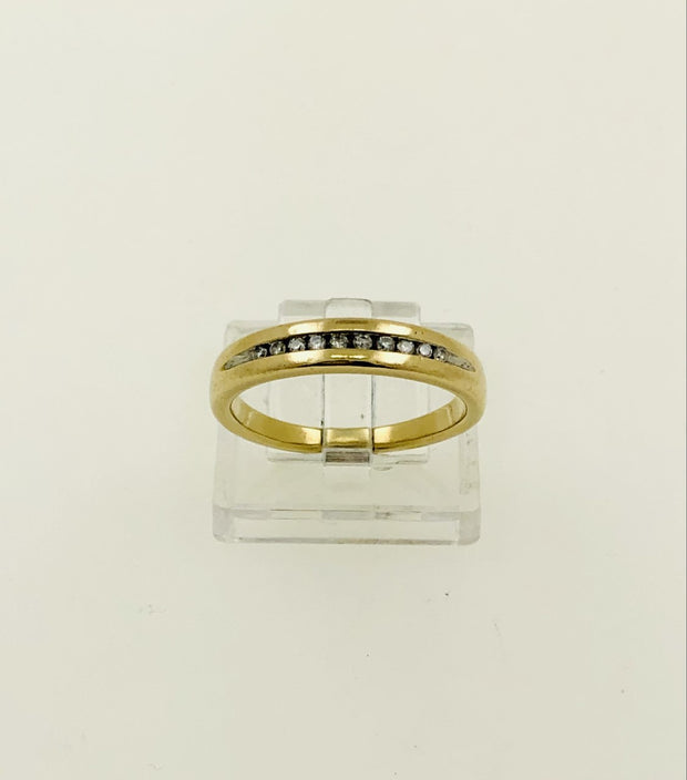 10K Yellow Gold Diamond Wedding Ring
