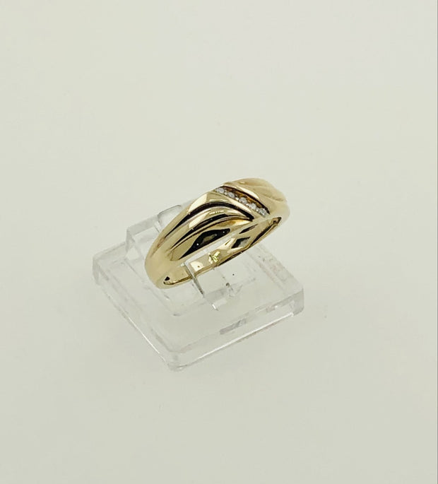 14K Yellow Gold Diamond Band Ring