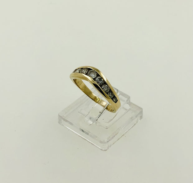 14k Yellow Gold Diamond Wedding Band Ring