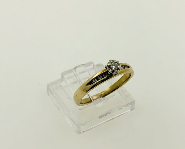 10K Yellow Gold Engagement Diamond Ring