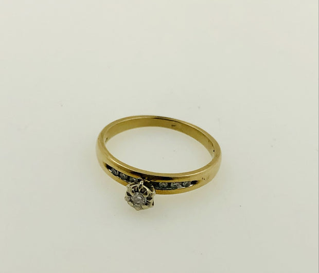 10K Yellow Gold Engagement Diamond Ring