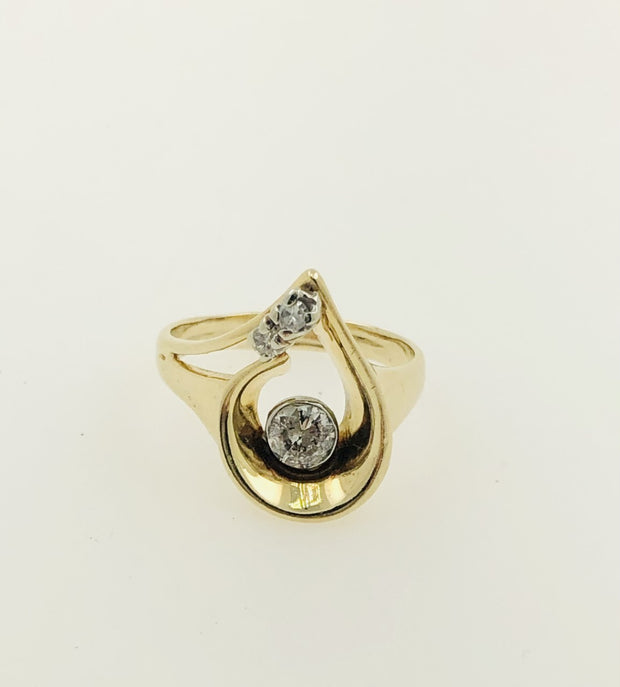 14K Yellow Gold Diamond Ring