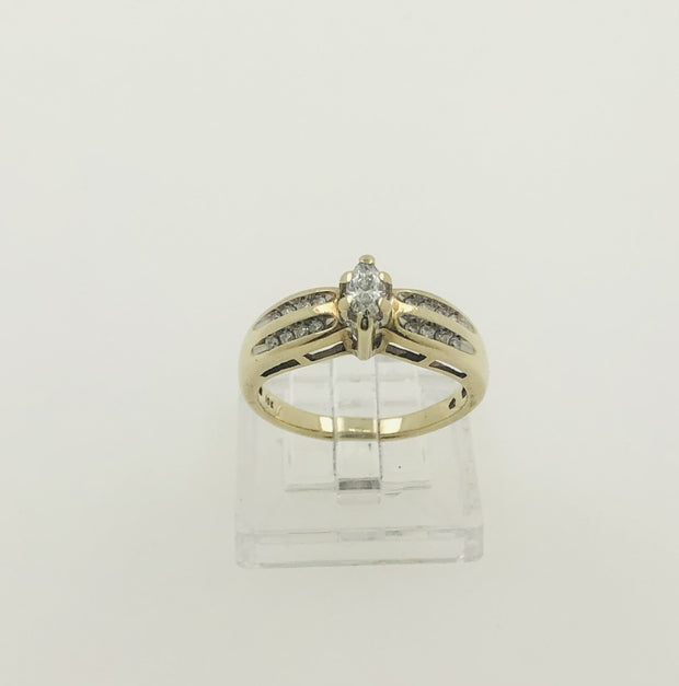 10K Yellow Gold Diamond Ring