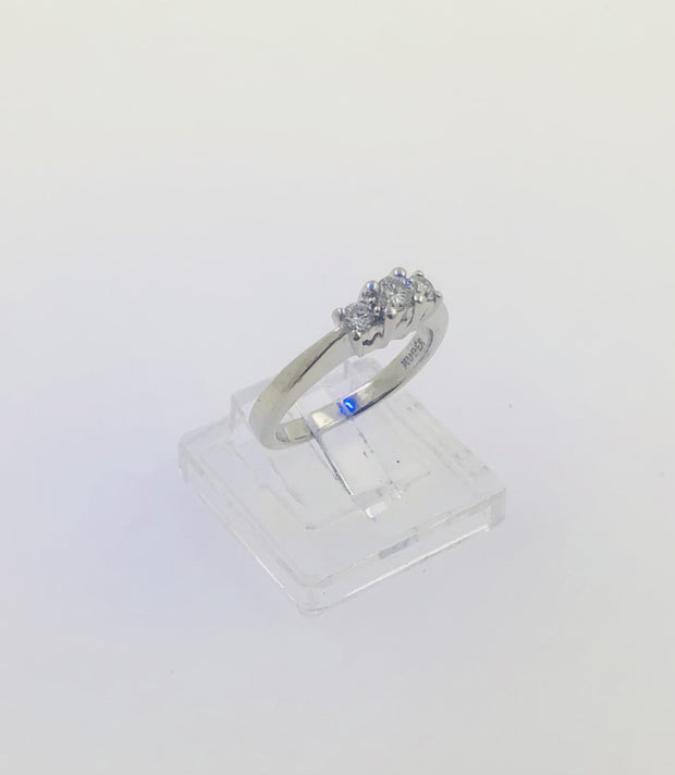 14K White Gold Diamond Ring