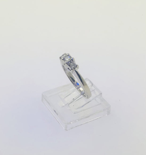 14K White Gold Diamond Ring