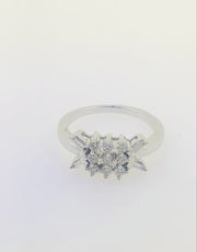 18K White Gold Diamond Ring